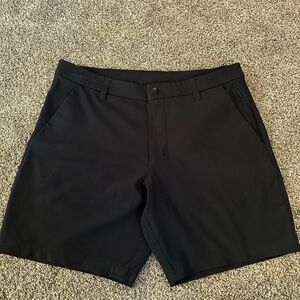 Lululemon Athletica Men’s Black Commission Shorts 5”